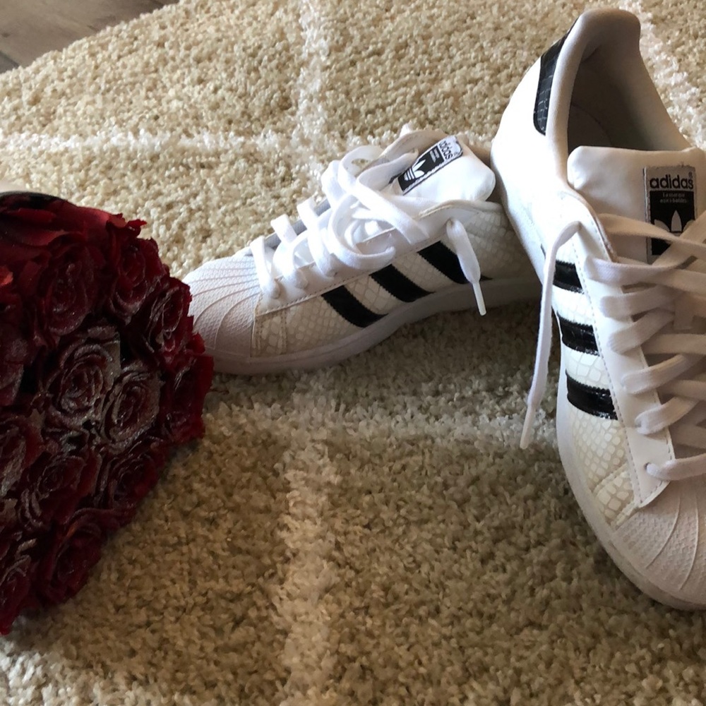 Men adidas sneakers